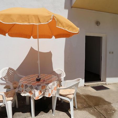 Apartments Antoneta Makarska Exterior foto